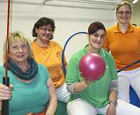 Physiotherapeutin Lydia Huber (r.) mit ihren Mitarbeiterinnen Kerstin Keck, Anke Läsker und Silva Hofmann (v.l.).