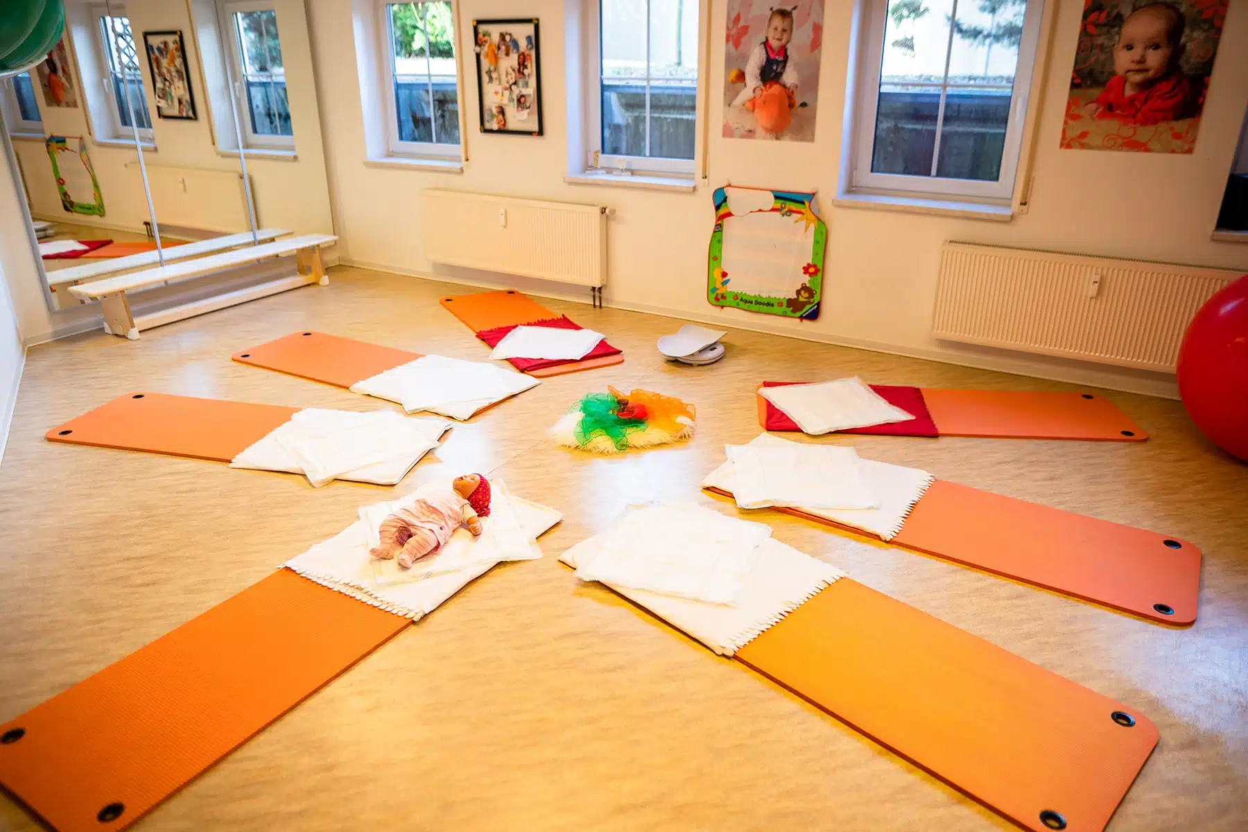 Massage für Babys und Kinder in Pößneck – Physiotherpaie Huber Kursraum für Babymassage und krabbelkurse in Pößneck bei der Physiotherapie Huber im Mittelweg in Pößneck.